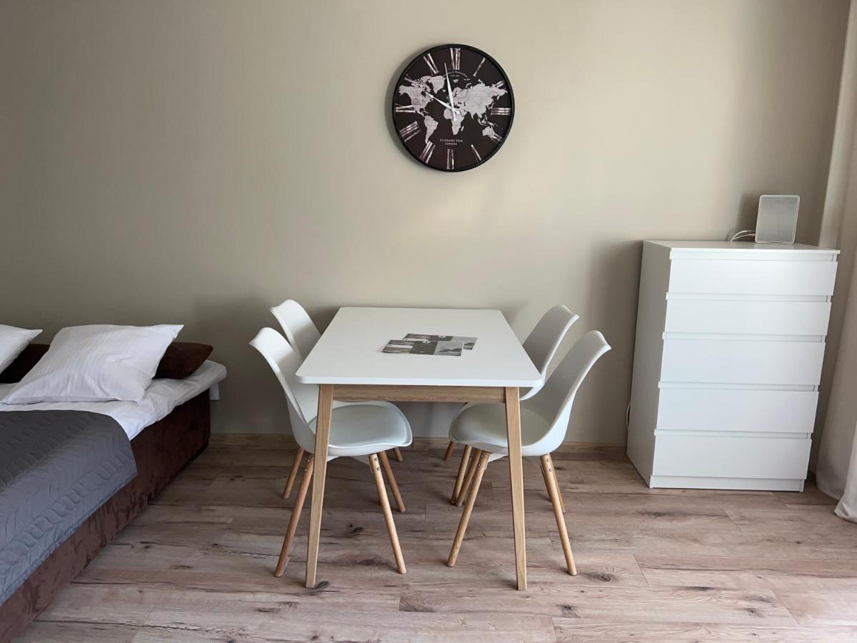 Studio, - Czyzyny Krasków
